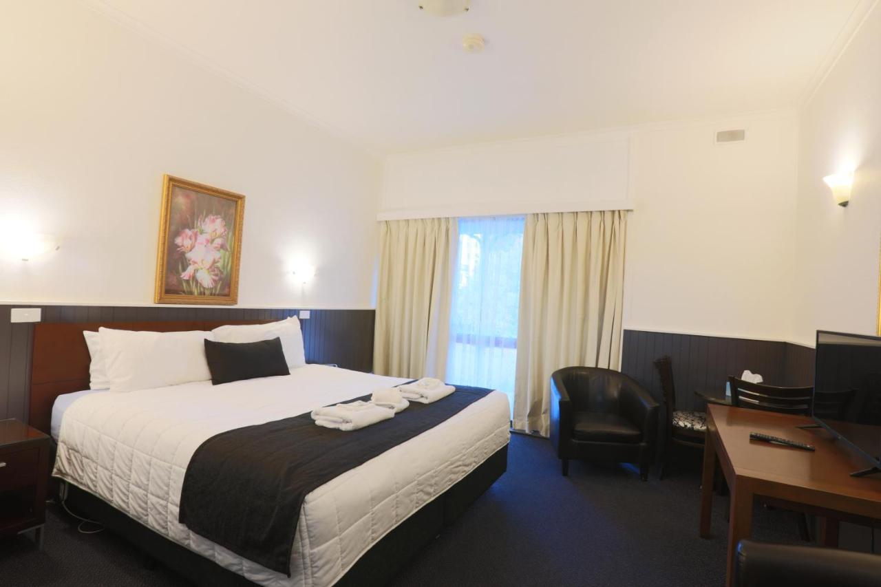The Esplanade Motel Lakes Entrance Exterior foto