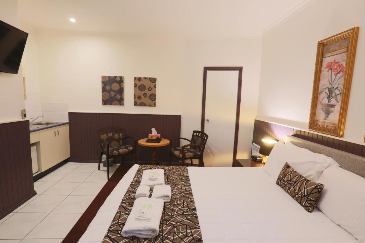 The Esplanade Motel Lakes Entrance Exterior foto