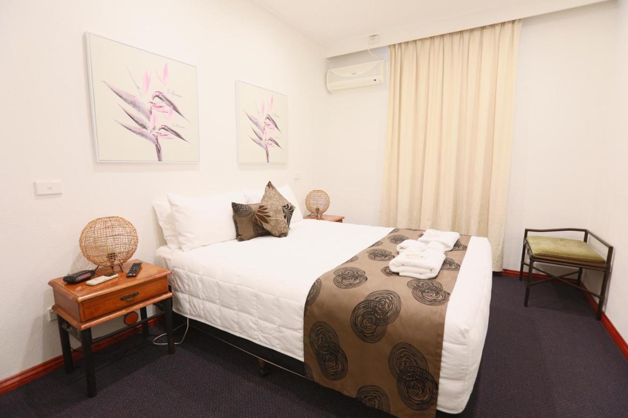 The Esplanade Motel Lakes Entrance Exterior foto