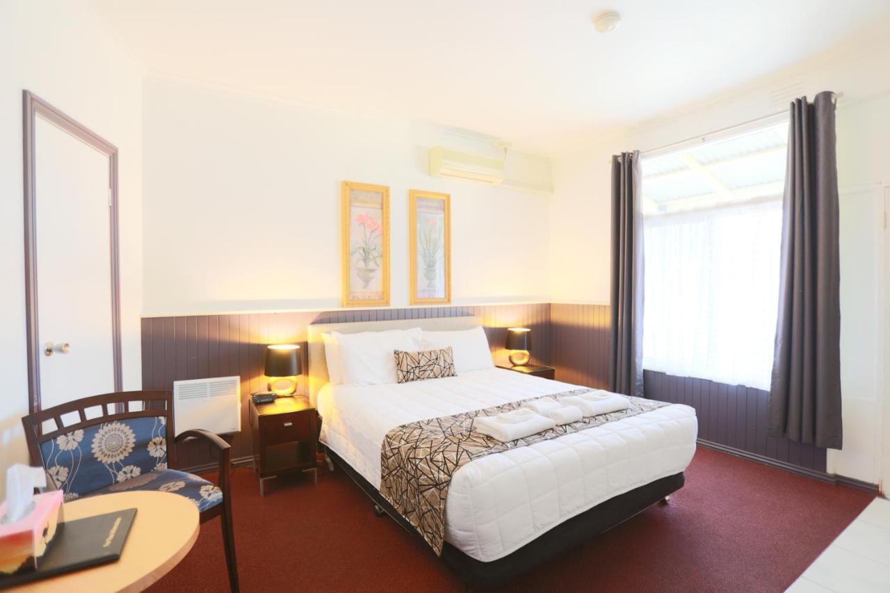 The Esplanade Motel Lakes Entrance Exterior foto