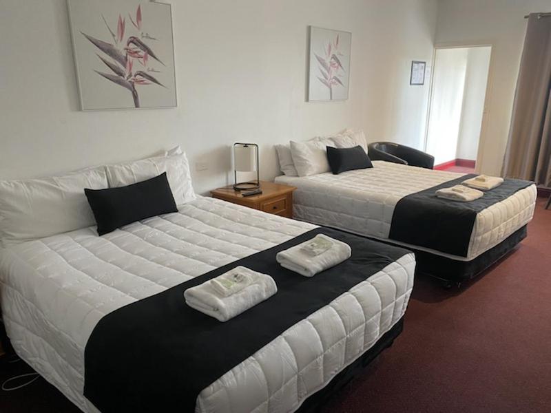The Esplanade Motel Lakes Entrance Exterior foto