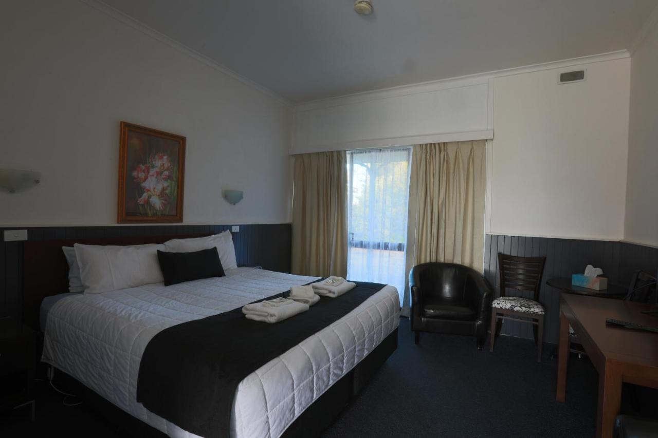The Esplanade Motel Lakes Entrance Exterior foto