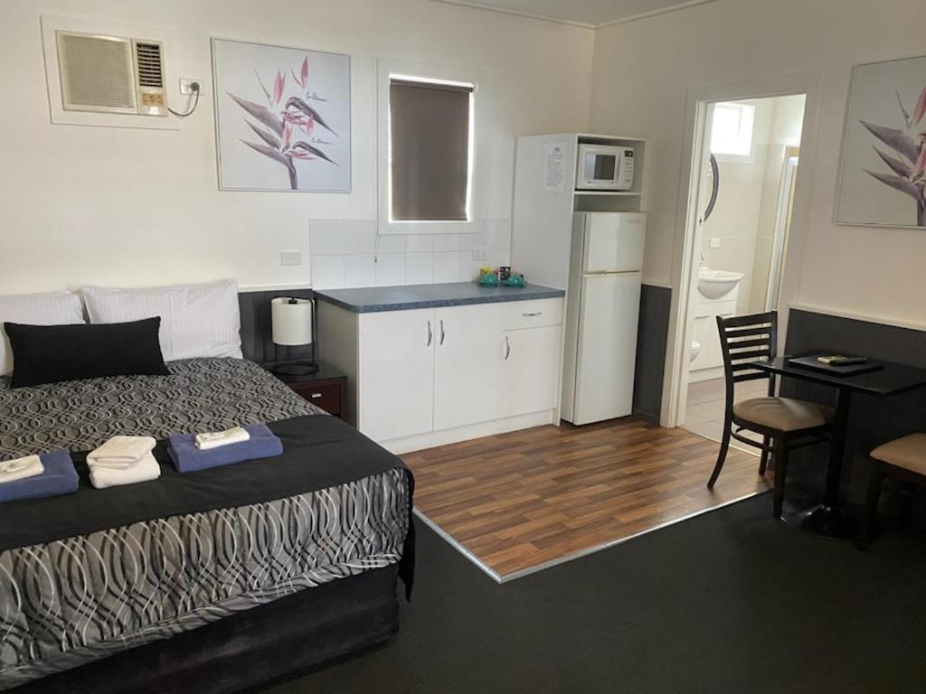 The Esplanade Motel Lakes Entrance Exterior foto